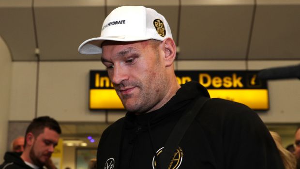 Tyson Fury’s Promoter Wants Anthony Joshua Unification Fight To Happen in 2020