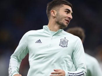 Ferran Torres officially joins Barcelona