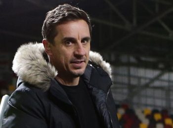 Former Manchester United defender Gary Neville feels Chelsea and Liverpool can still challenge Manchester City for the Premier League title
