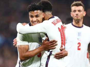England ease past Ivory Coast